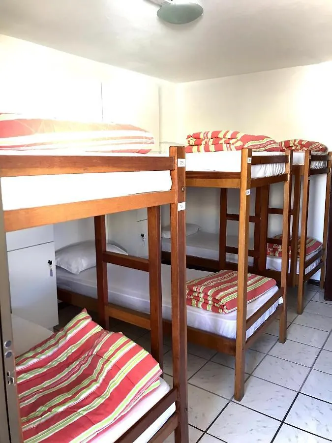 Quatro Ilhas Beach Hostel Bombinhas