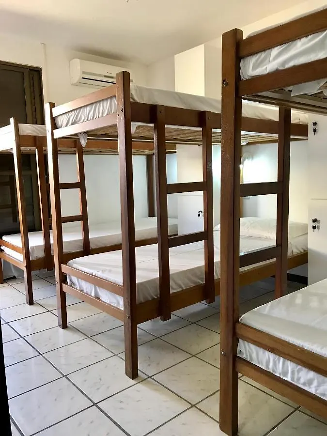 Quatro Ilhas Beach Hostel Bombinhas